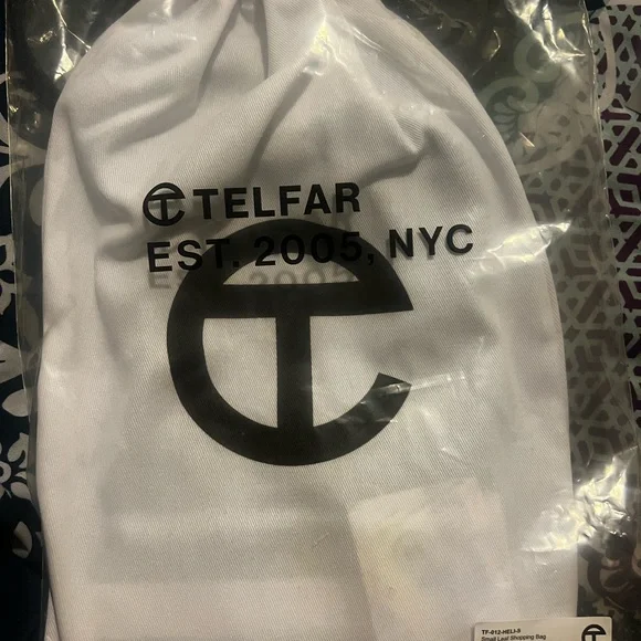 Telfar Small Leaf Bag - Picture 6 of 7